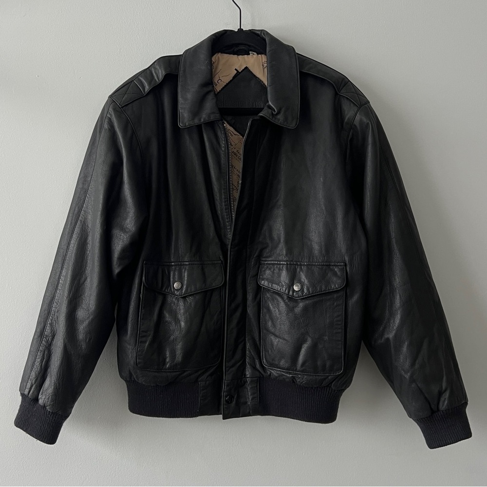 Vintage Men's Black Leather Jacket - Large